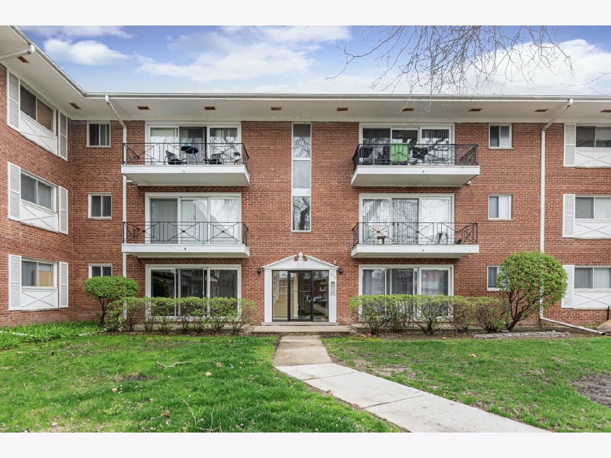  For Rent Skokie Illinois, 10115 Old Orchard