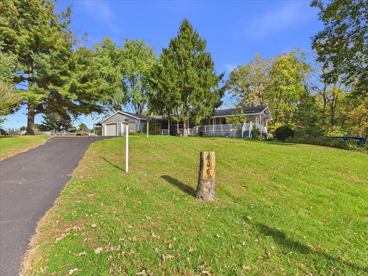  For Sale Dixon Illinois, 406 Oak Lane
