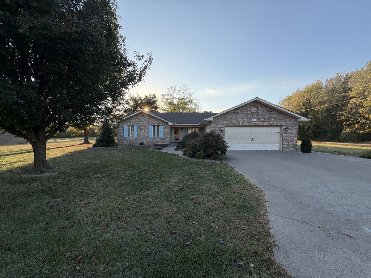  For Sale West Frankfort Illinois, 909 Emma Street