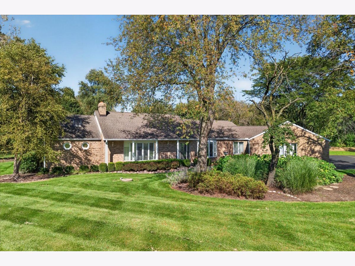  For Sale South Barrington Illinois, 28 Beechnut Drive
