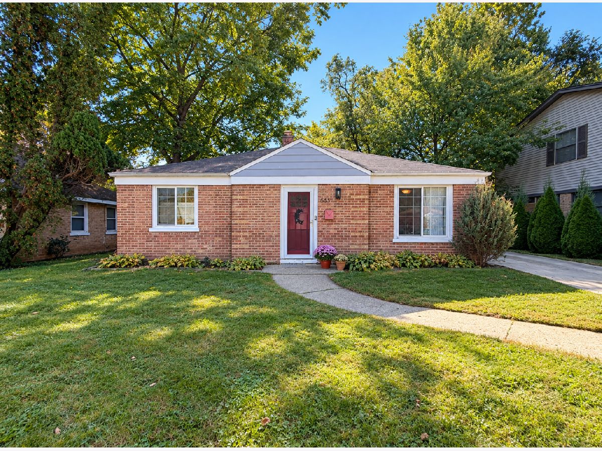  For Sale Libertyville Illinois, 643 Rockland Road