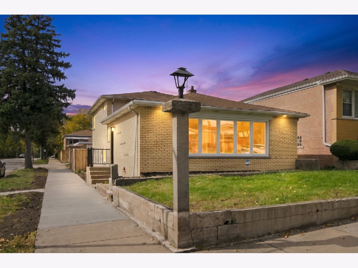  For Sale Chicago Illinois, 9356 Oglesby Avenue