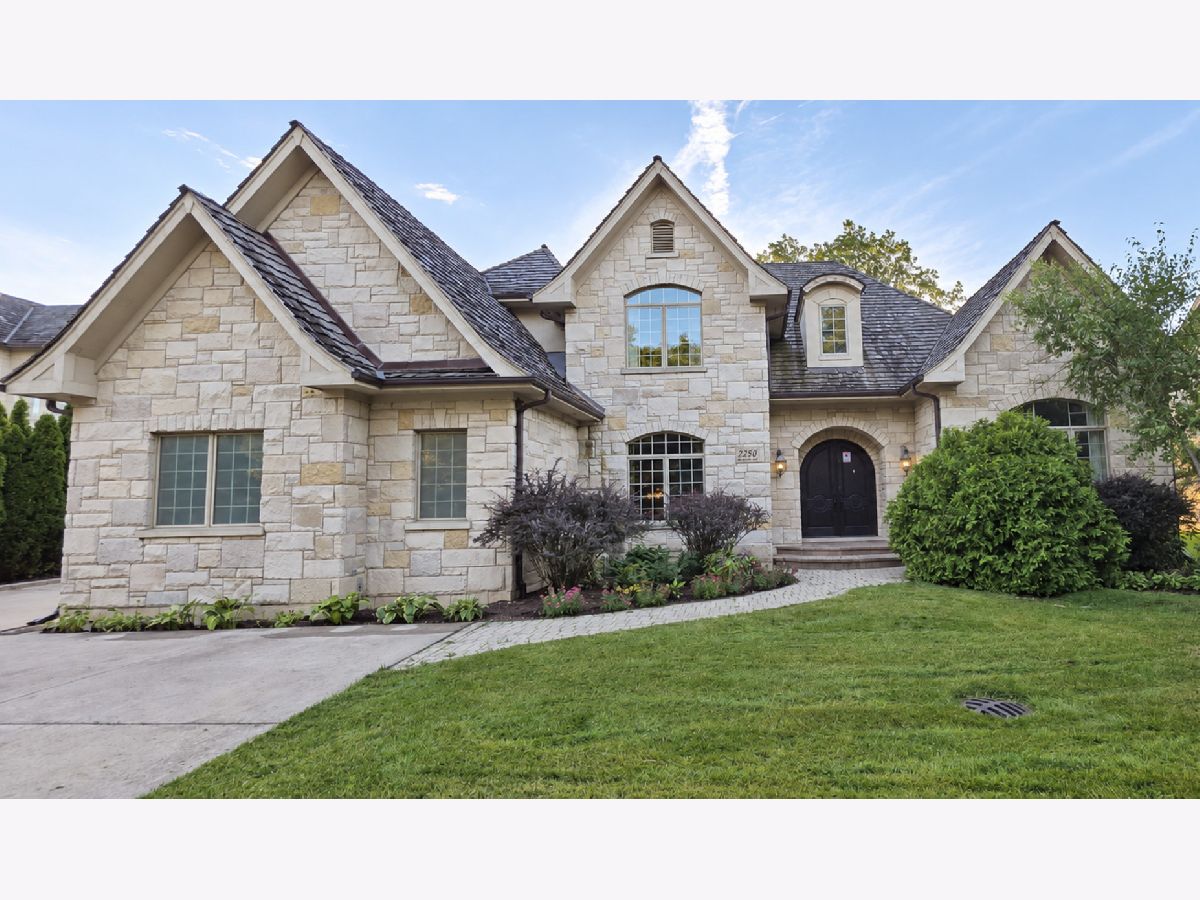  For Sale Northbrook Illinois, 2250 Landwehr Road