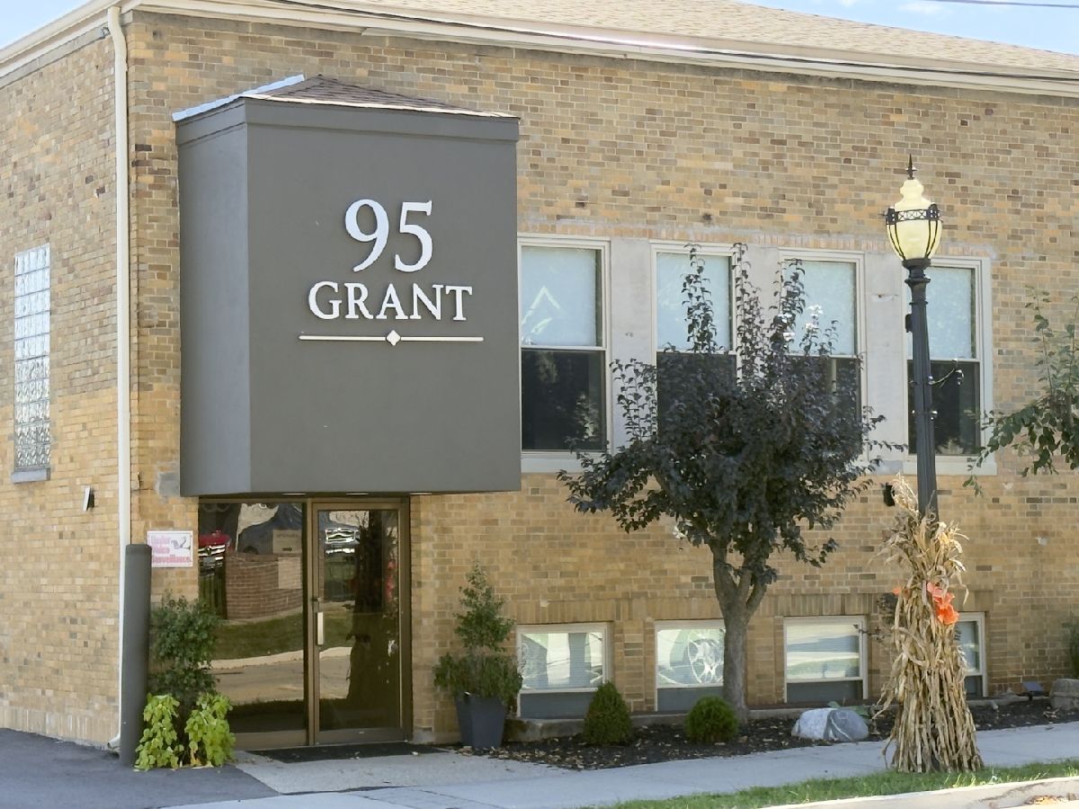  For Rent Crystal Lake Illinois, 95 Grant