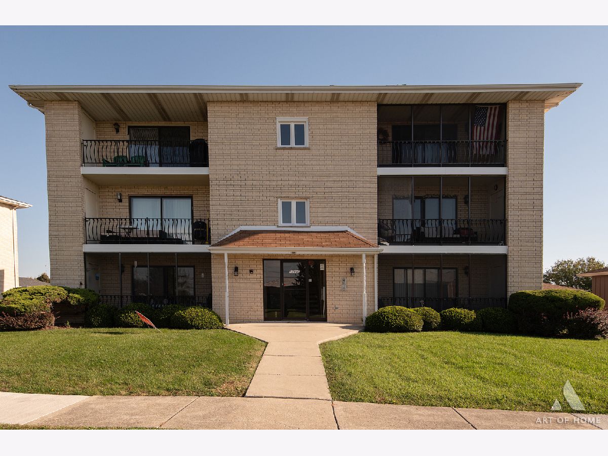  For Sale Tinley Park Illinois, 17037 Grissom Drive