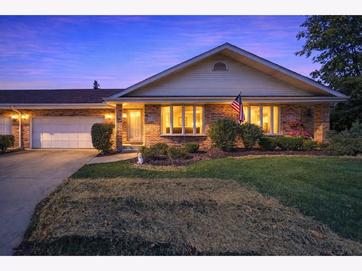  For Sale Tinley Park Illinois, 17108 Kamp Court