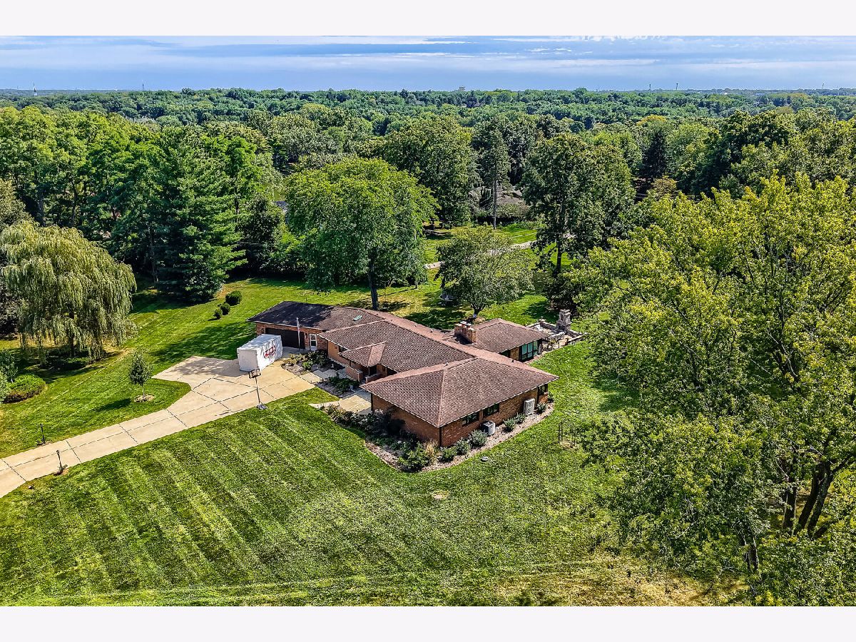  For Sale Sleepy Hollow Illinois, 1803 Paula Court