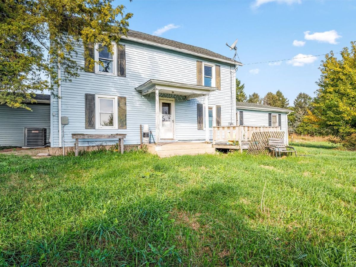 For Sale Leaf River Illinois, 5793 Town Line Road