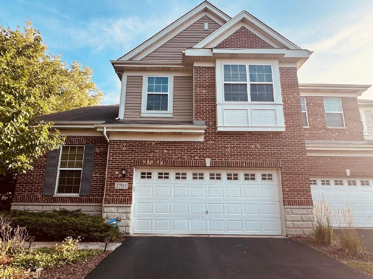  For Rent Naperville Illinois, 2704 Blakely