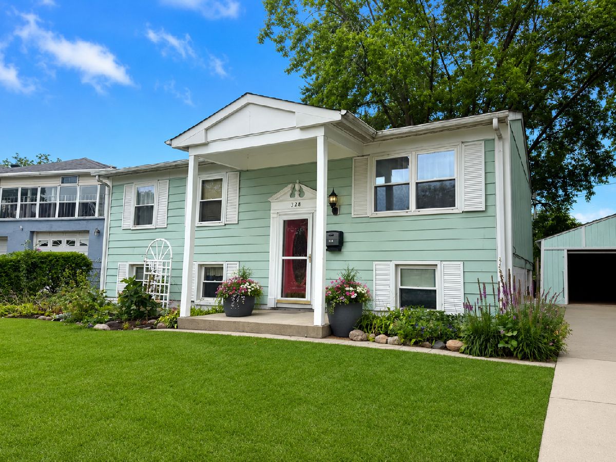  For Sale Romeoville Illinois, 328 Homer Avenue