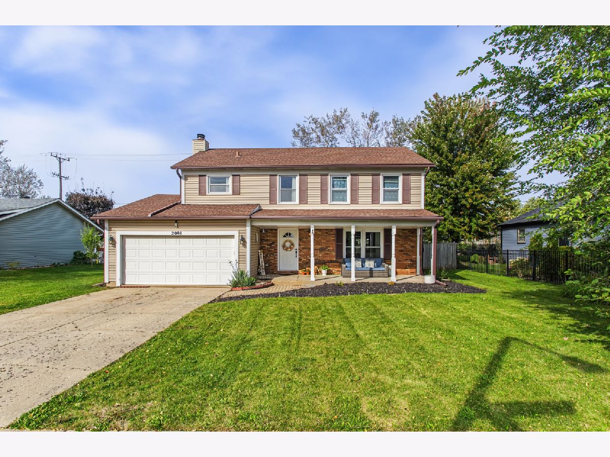  For Sale Aurora Illinois, 2001 Sapphire Lane