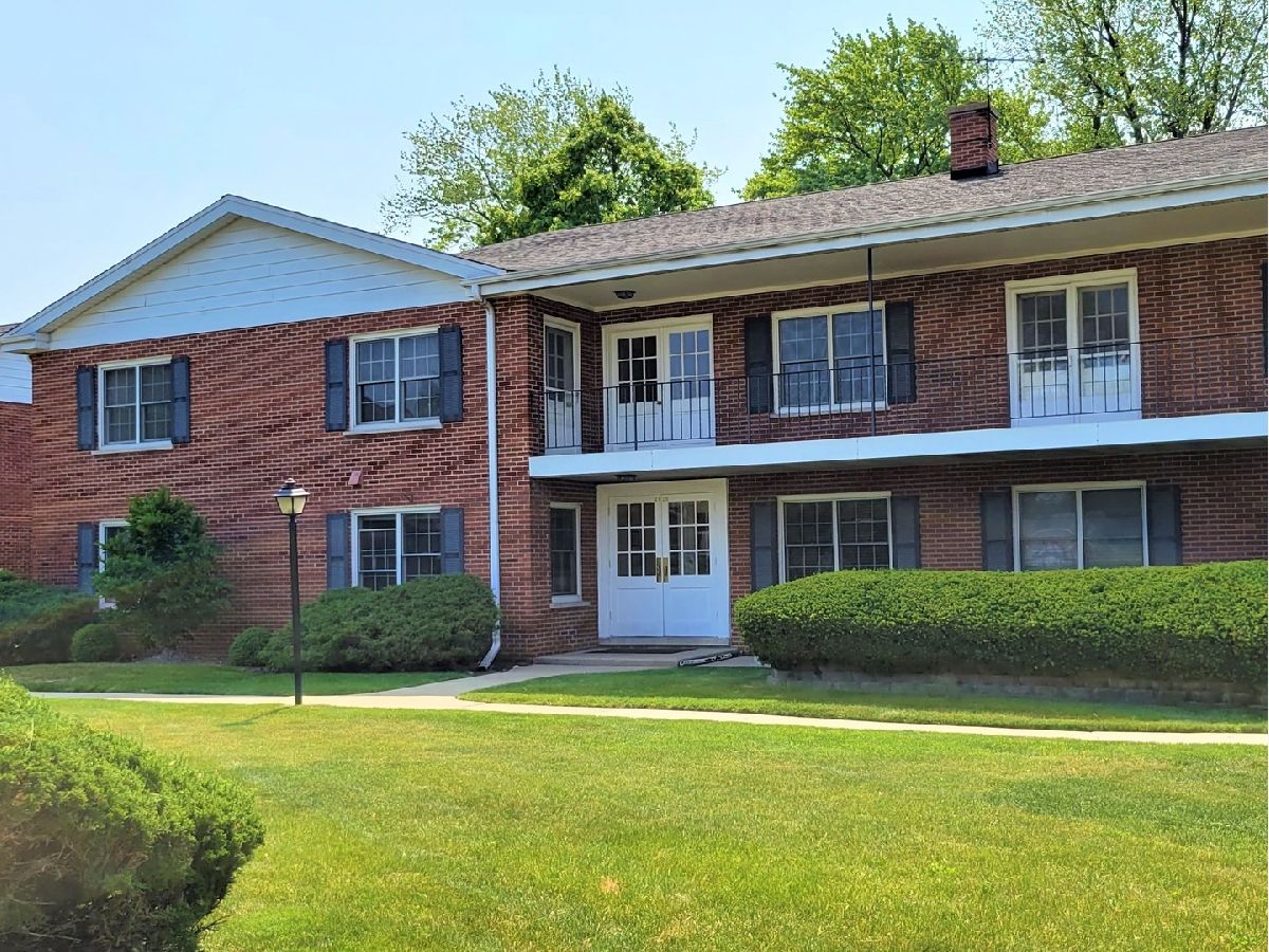  For Rent Northbrook Illinois, 2820 Dundee