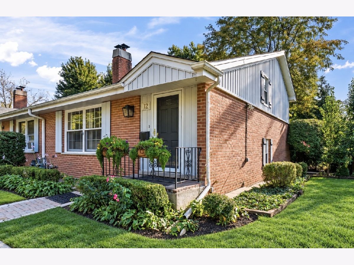  For Sale Northfield Illinois, 12 Robin Hood Lane