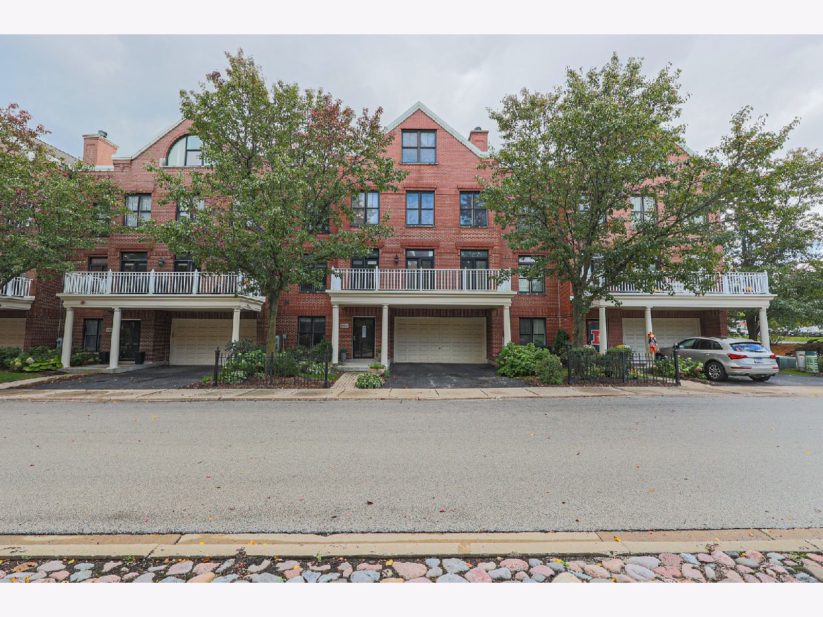  For Rent Glenview Illinois, 2760 Valor