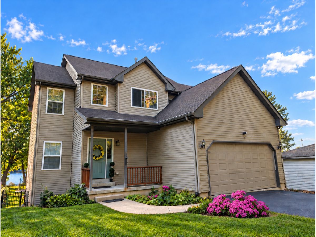  For Sale South Elgin Illinois, 732 Robertson Road
