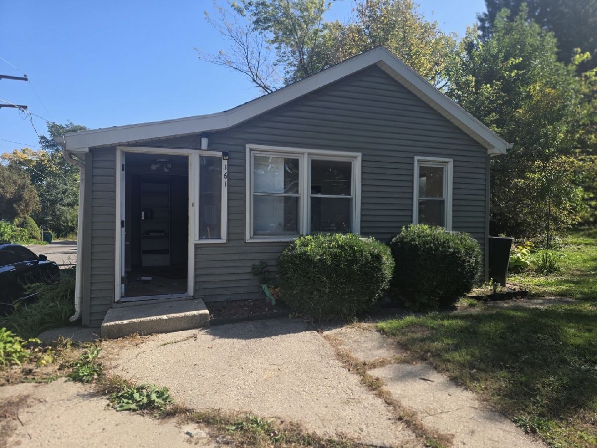  For Sale Fox Lake Illinois, 161 Forest Avenue