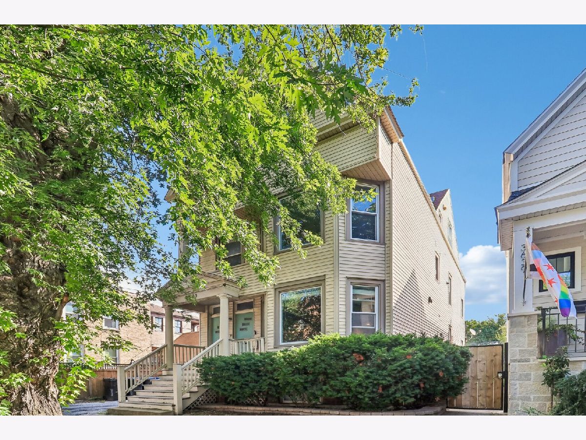  For Sale Chicago Illinois, 3643 Hoyne Avenue