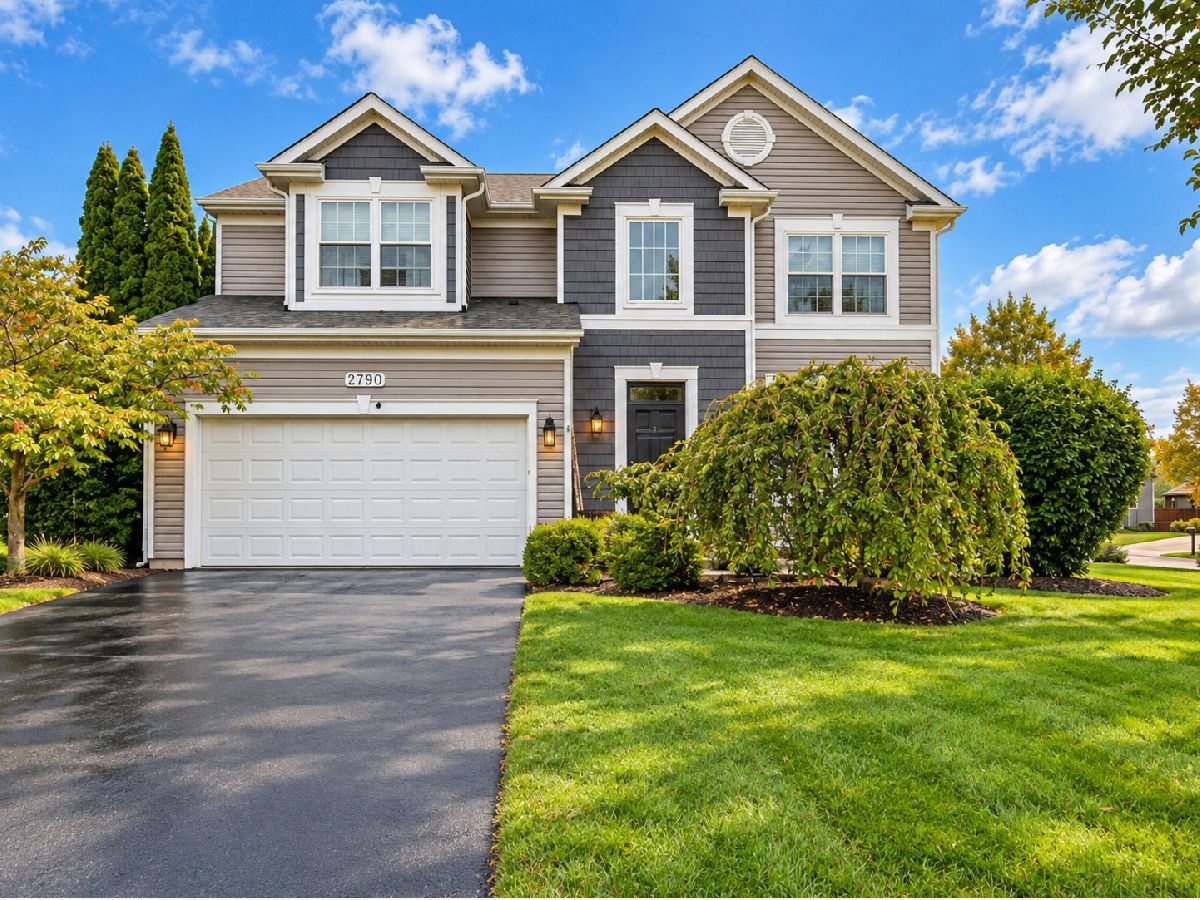  For Sale Lindenhurst Illinois, 2790 Delaware Lane