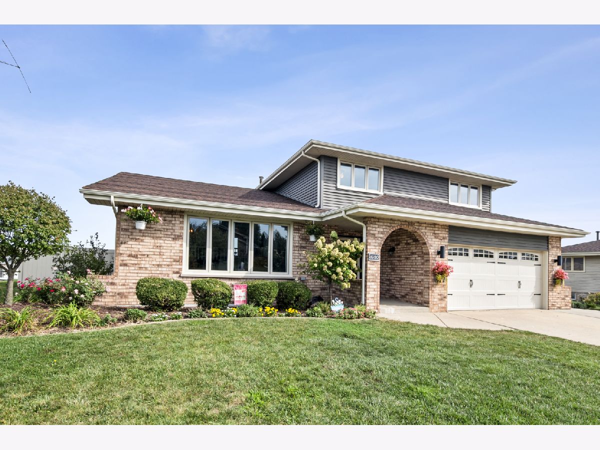  For Sale Tinley Park Illinois, 8930 Poplar Street