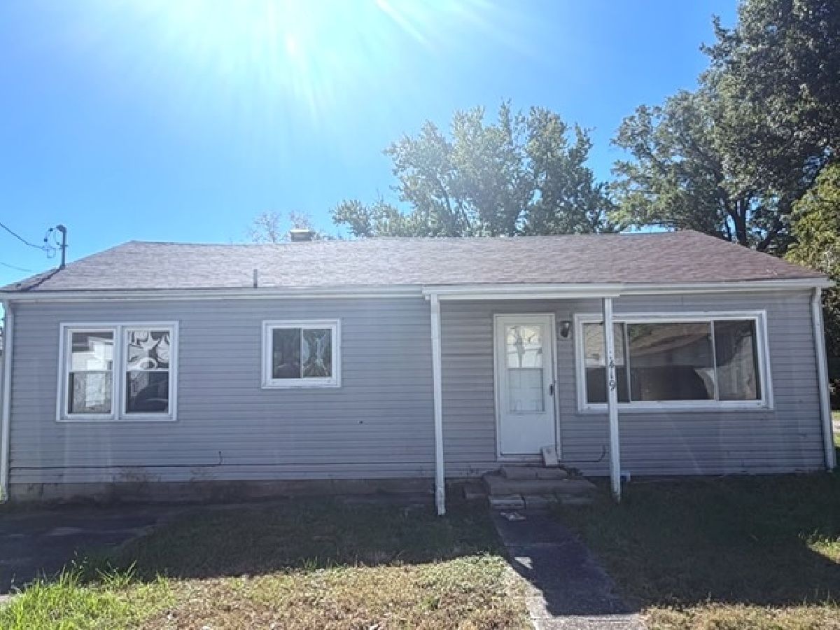  For Sale Carbondale Illinois, 419 Hickory Street