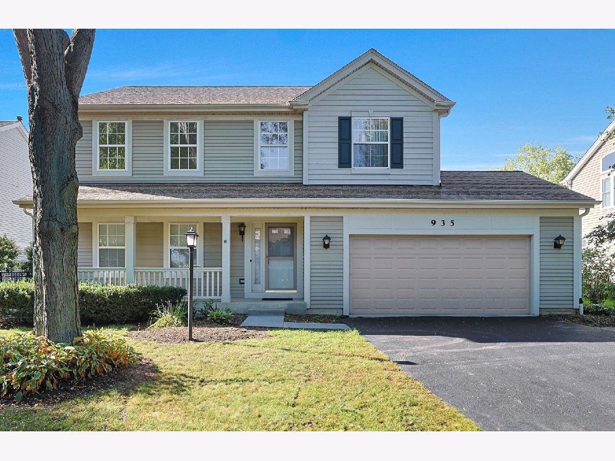  For Sale Mundelein Illinois, 935 Concord Circle