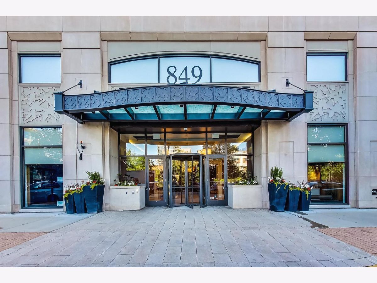 Condominiums For Rent Parc Chestnut Chicago Illinois, 849 Franklin