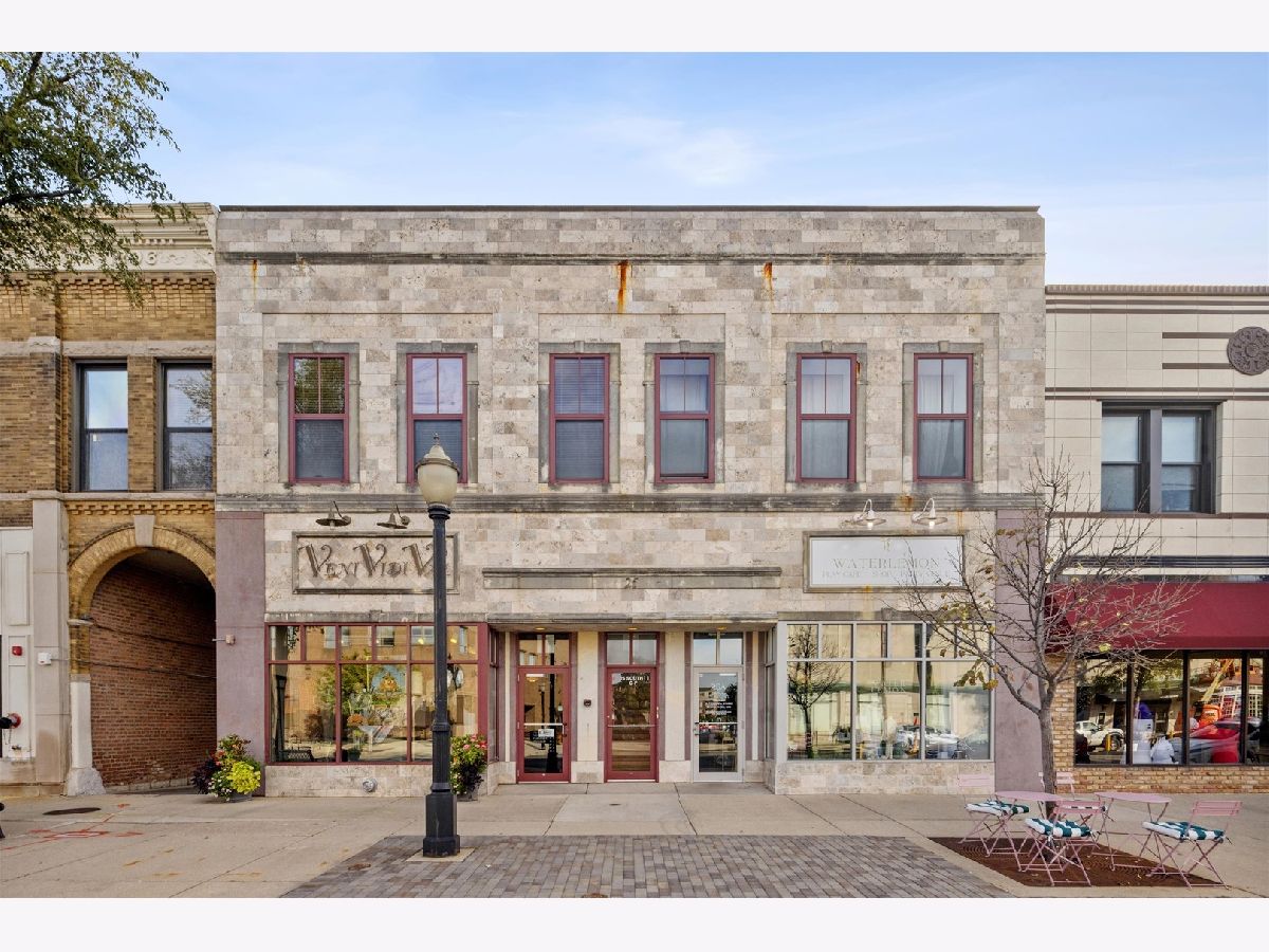  For Sale La Grange Illinois, 25 La Grange Road