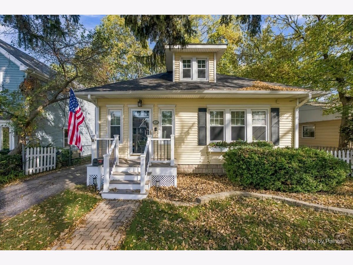  For Sale Barrington Illinois, 143 Hager Avenue