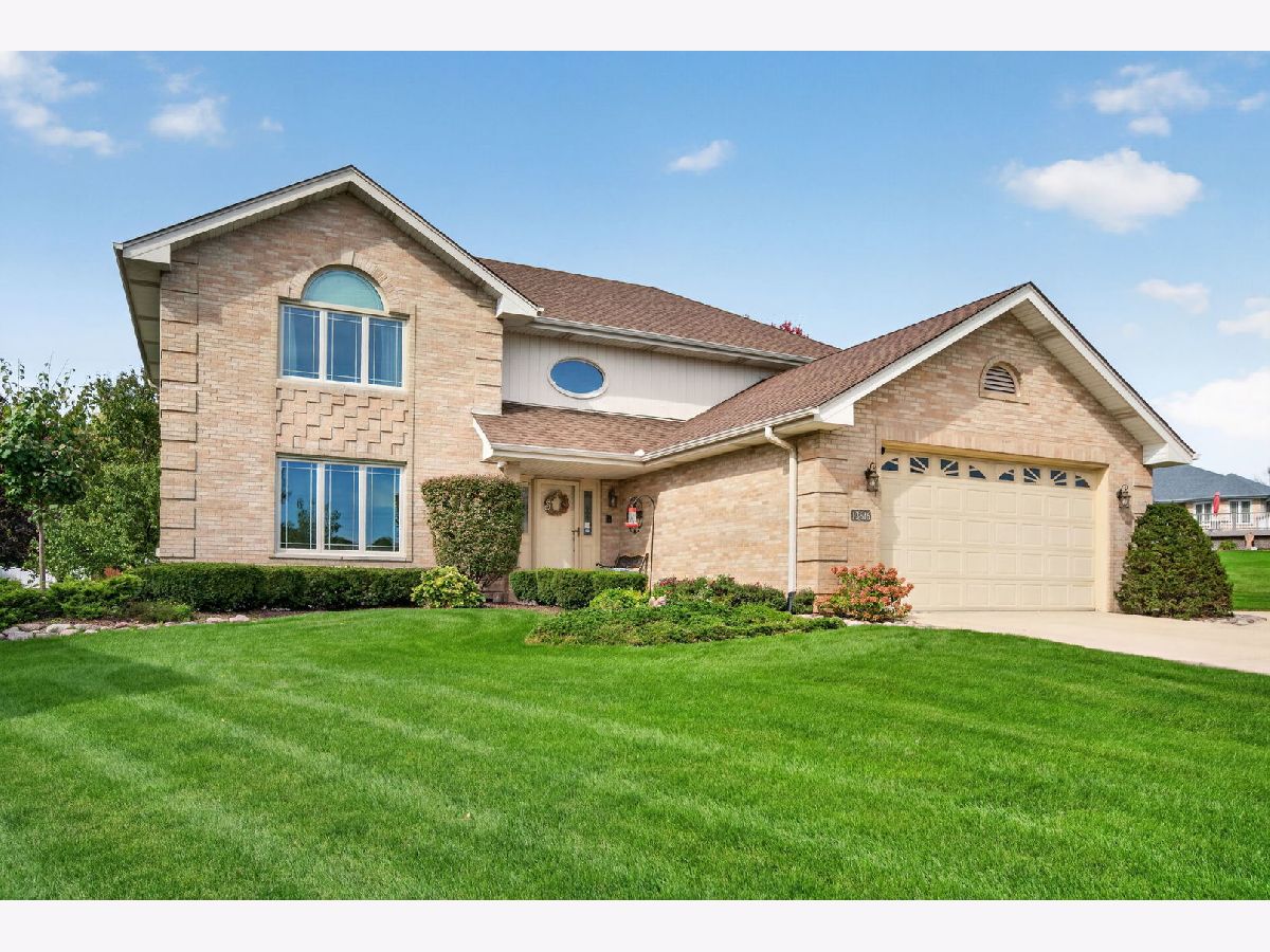  For Sale Homer Glen Illinois, 13616 Beaver Court