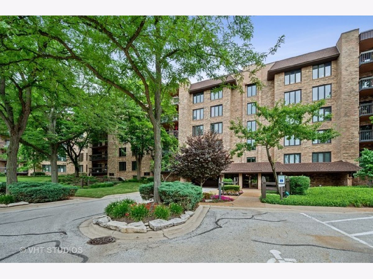  For Sale Northbrook Illinois, 1771 Mission Hills Road