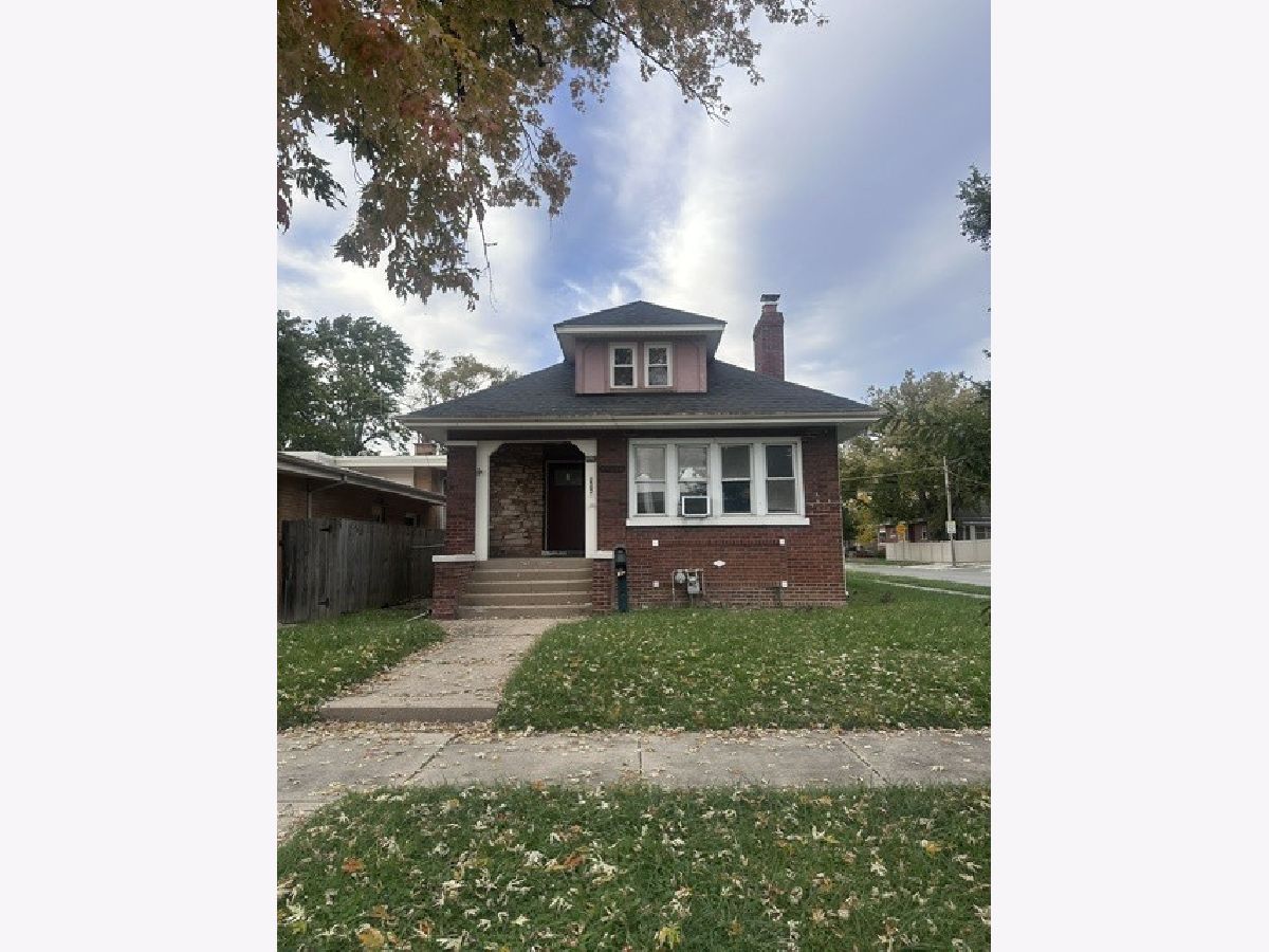 For Sale Blue Island Illinois, 2502 Orchard Street