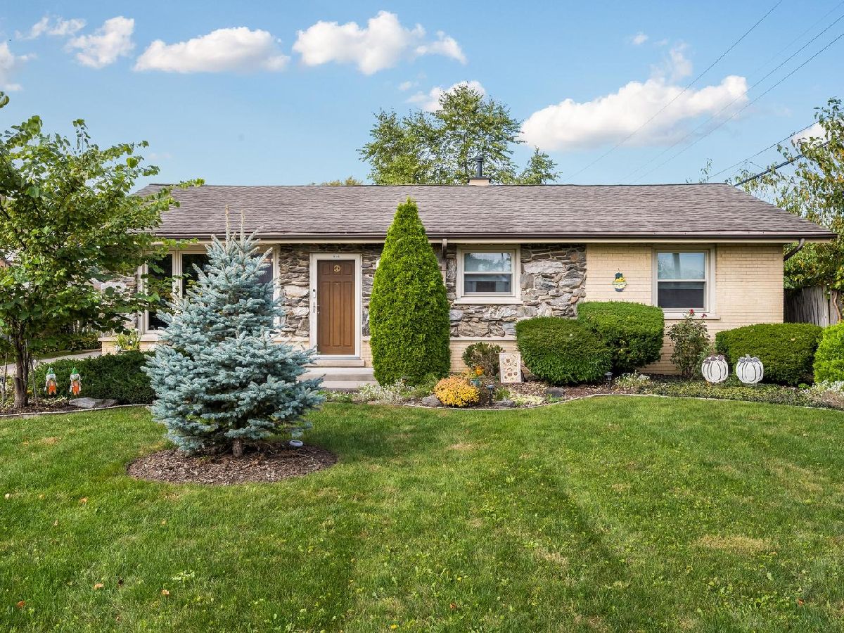  For Sale Crestwood Illinois, 13106 Village Lane