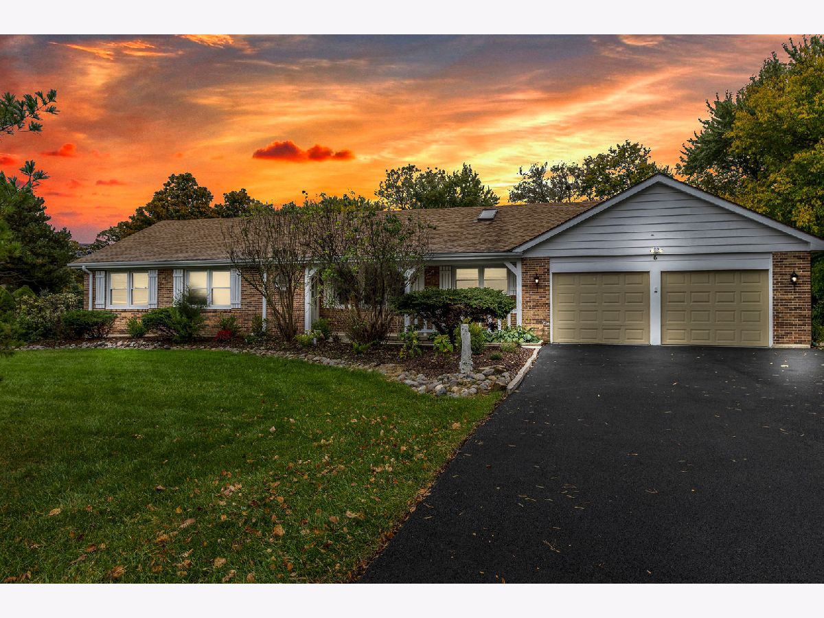  For Sale Hawthorn Woods Illinois, 6 Lagoon Drive
