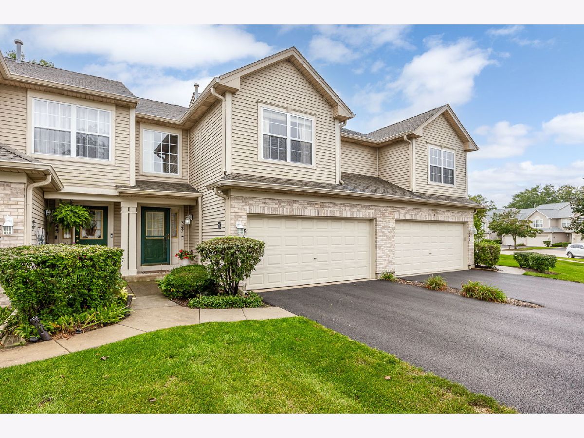 Townhomes & Condos For Sale Fieldstone Elgin Illinois, 347 Gladstone Lane