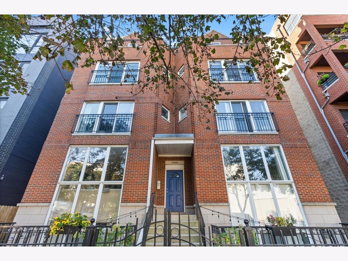  For Rent Chicago Illinois, 1369 Hubbard