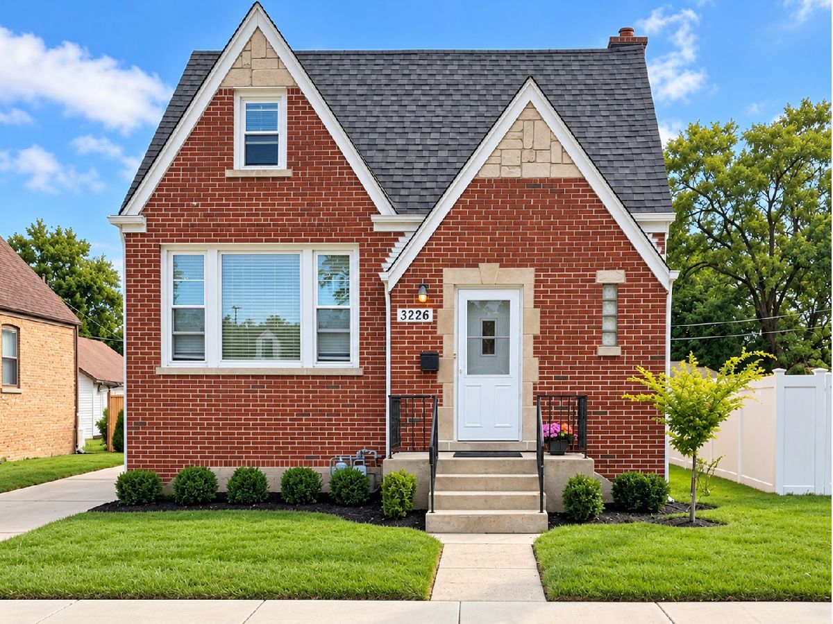  For Sale Brookfield Illinois, 3226 Grand Boulevard