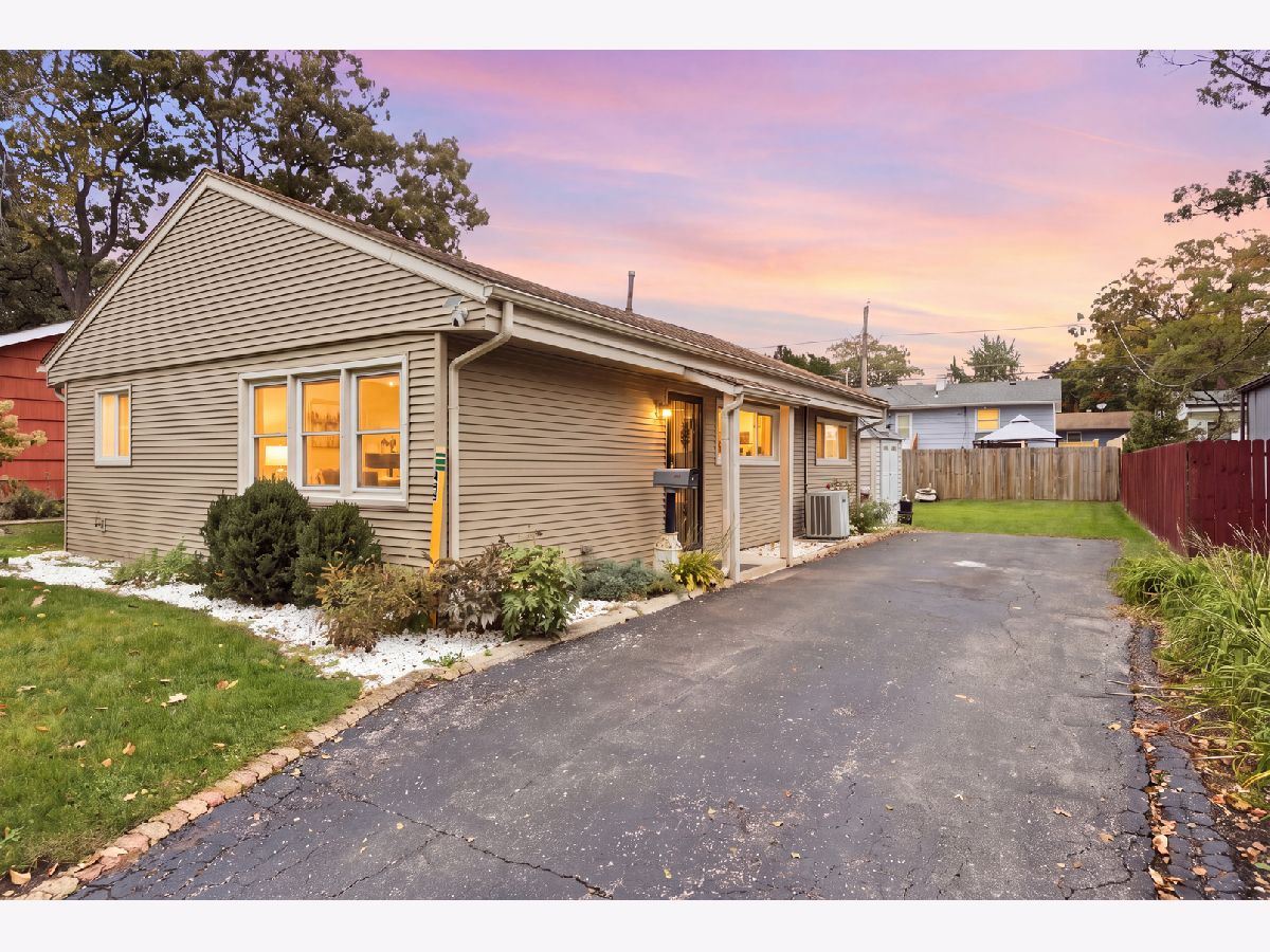 For Sale Mundelein Illinois, 448 Lake Shore Drive