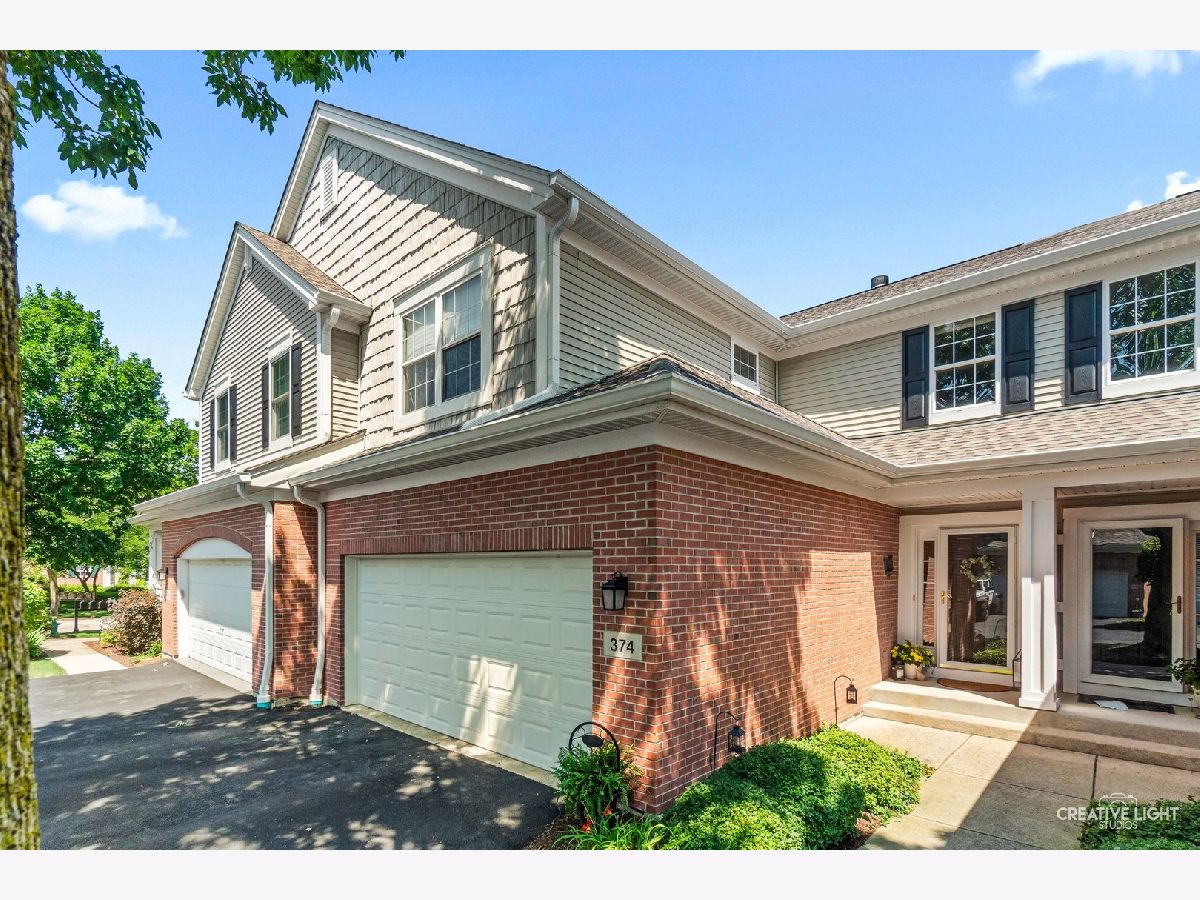  For Sale Batavia Illinois, 374 Wolcott Lane