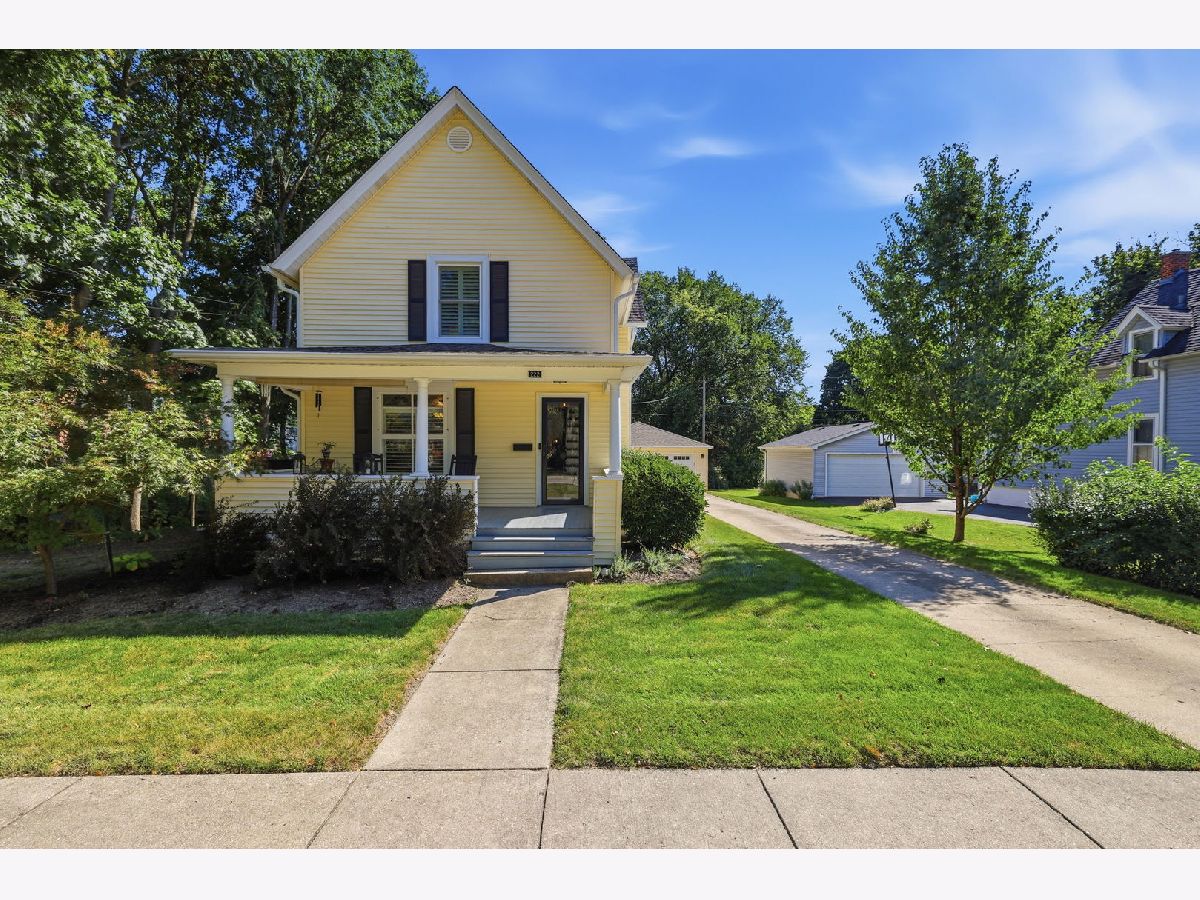  For Sale St Charles Illinois, 222 5th Street