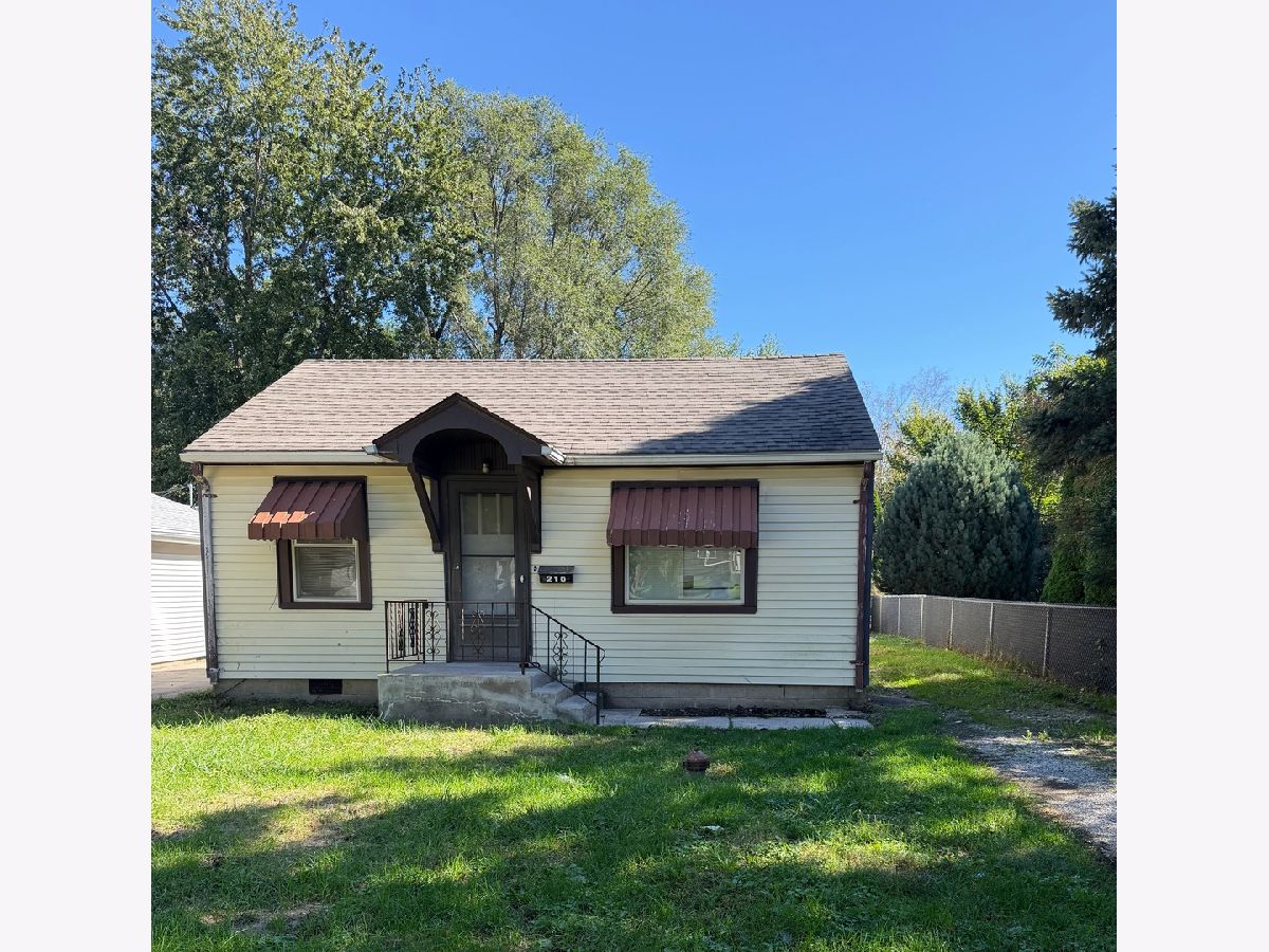  For Sale Joliet Illinois, 210 Independence Avenue