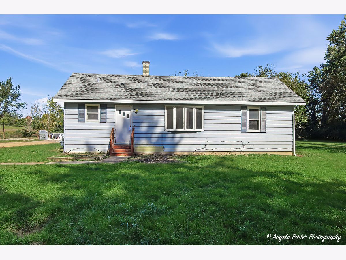  For Sale Mchenry Illinois, 3320 Bull Valley Road