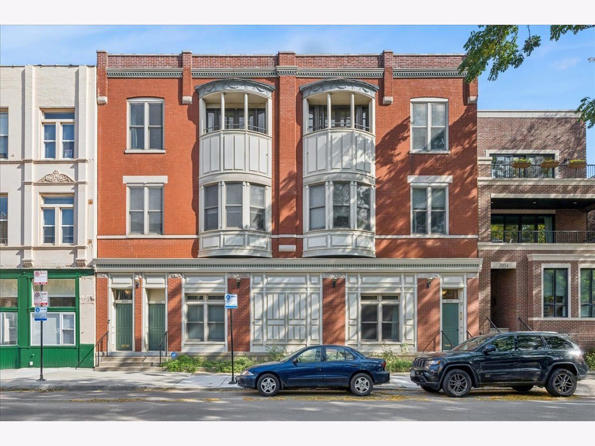  For Sale Chicago Illinois, 2057 Racine Avenue