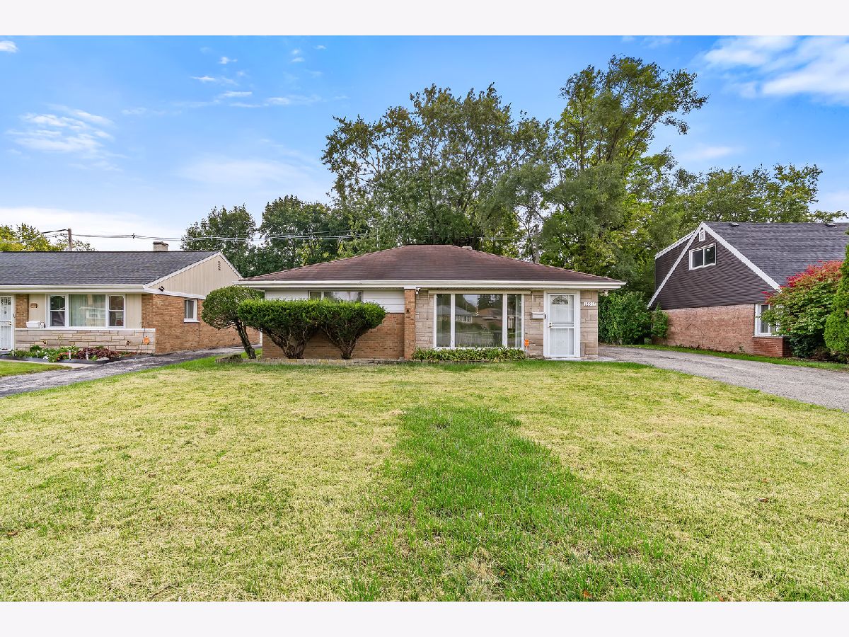  For Sale South Holland Illinois, 15547 Rose Drive