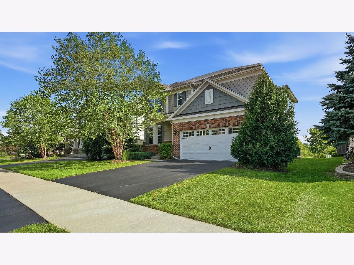  For Sale Hawthorn Woods Illinois, 5 Palisades Boulevard