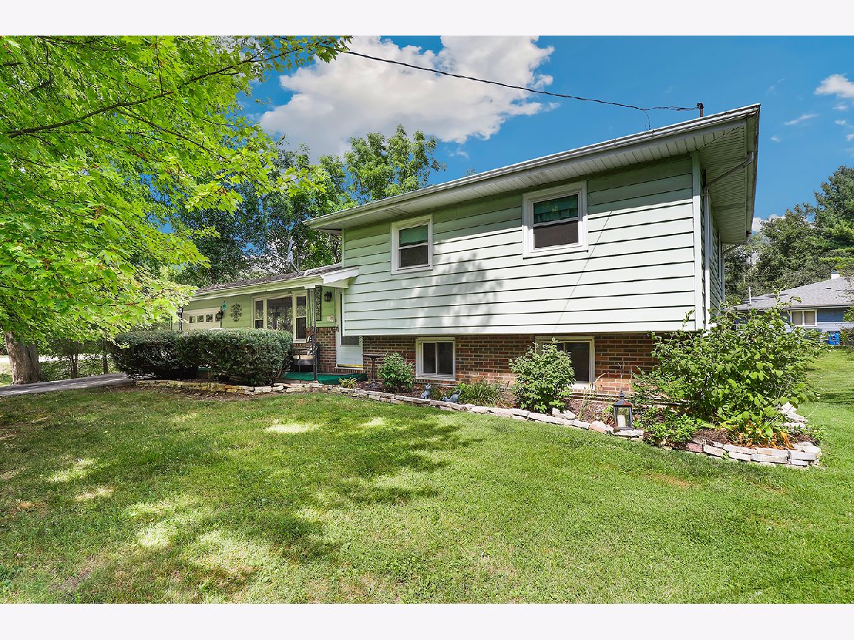  For Sale Lockport Illinois, 17558 Thorndale Court