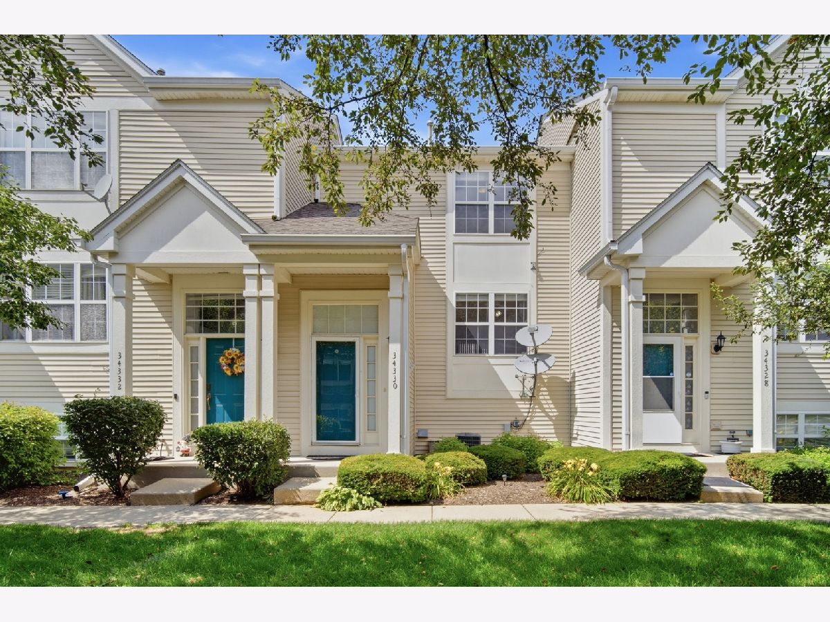  For Sale Round Lake Illinois, 34330 Goldenrod Road