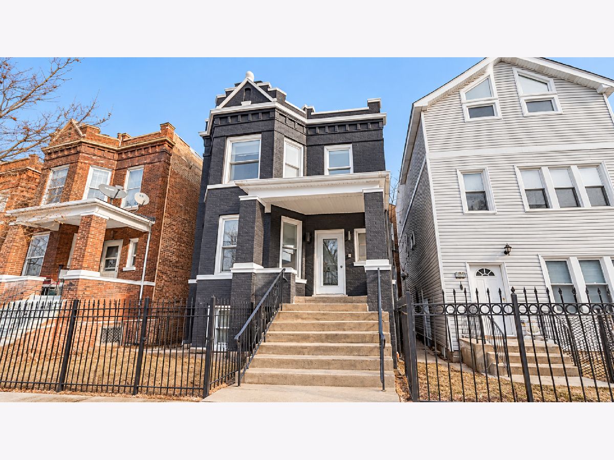  For Rent Chicago Illinois, 2825 Rockwell
