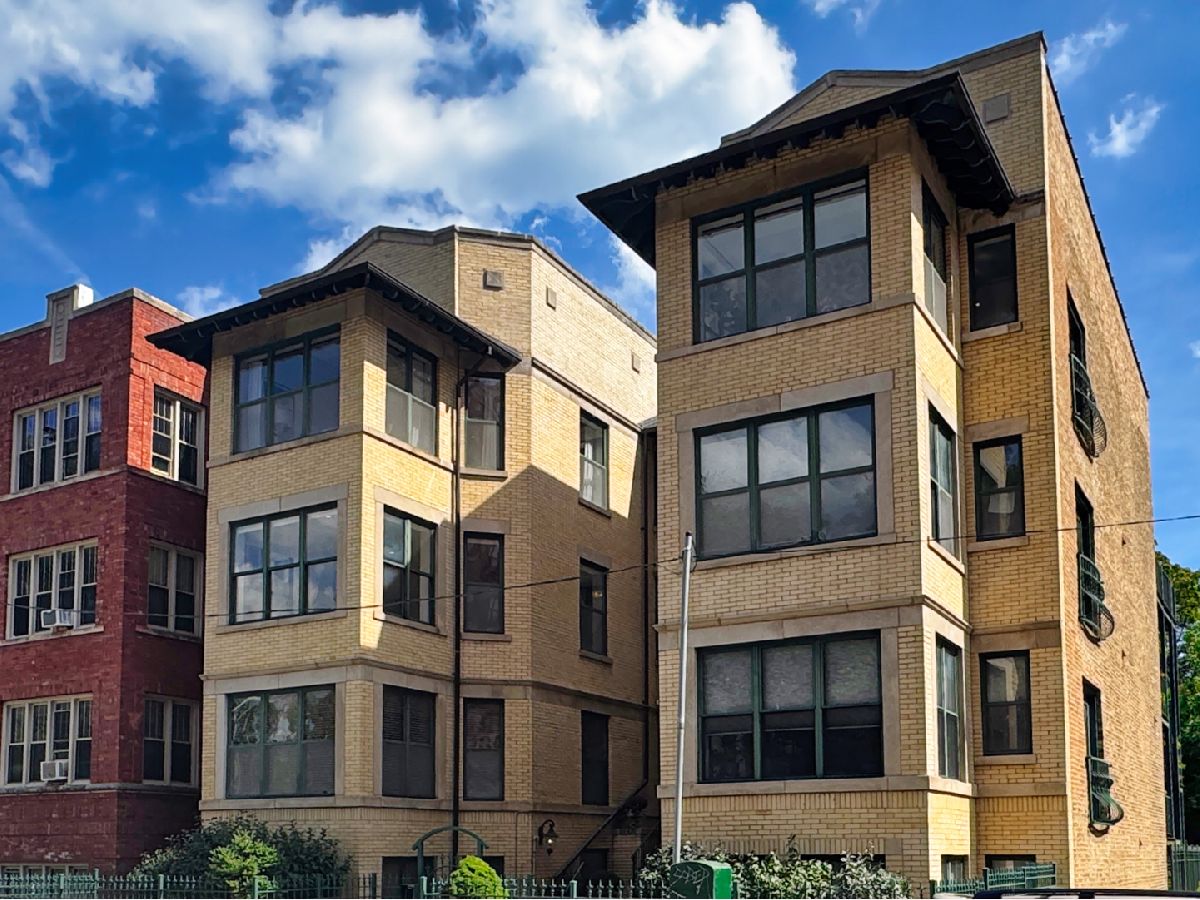  For Sale Chicago Illinois, 5041 Dorchester Avenue