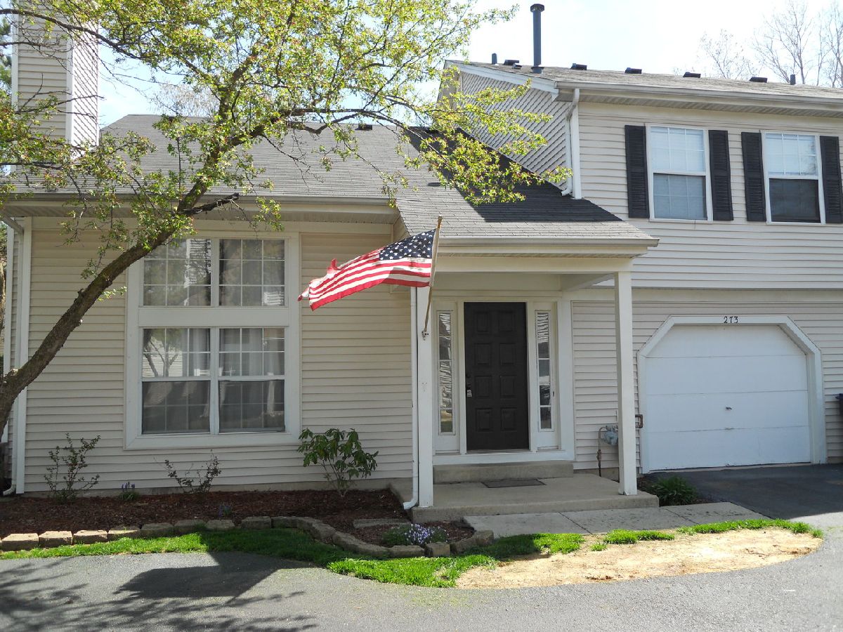  For Rent Streamwood Illinois, 273 Butternut