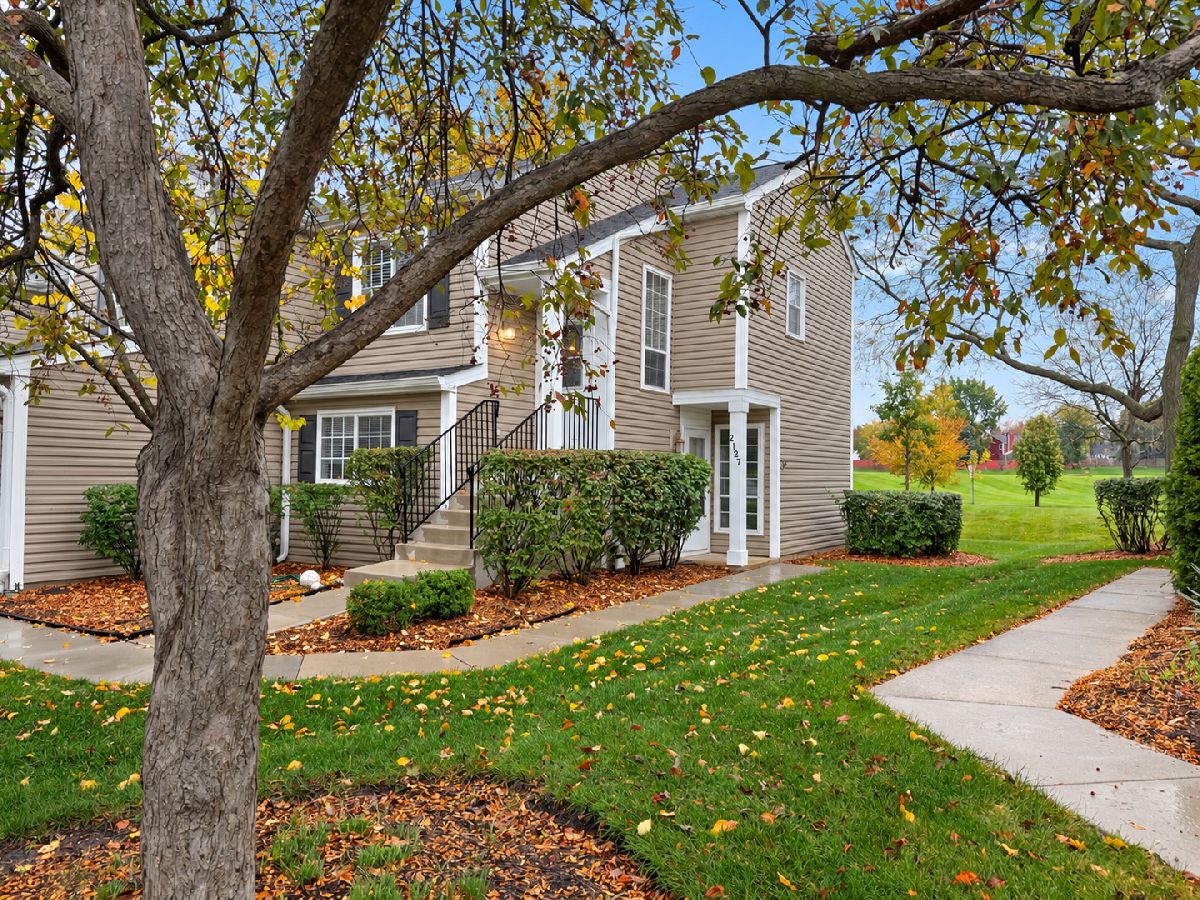  For Sale Schaumburg Illinois, 2127 Southwind Circle